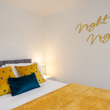 4 bed serviced accommodation - Stoke on trent
