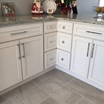 Maple "White / Pewter Accent" Kitchen