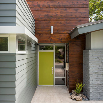Factor(e) House 1