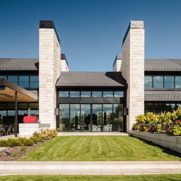 Striking Modern Sanctuary