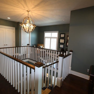 Private Lakefront Home - Corridor