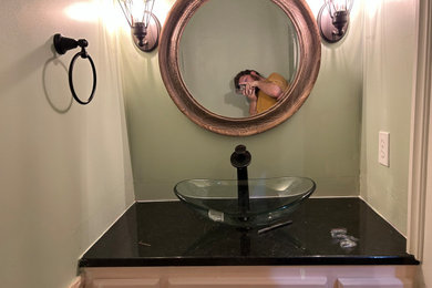 Powder room - farmhouse powder room idea
