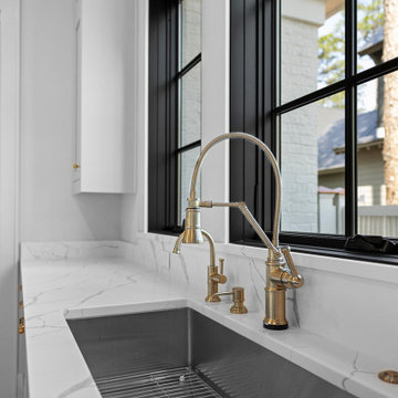 15 Persea Street - Overlook D