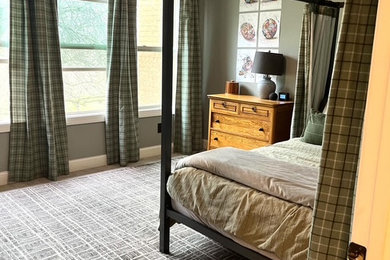 Inspiration for a modern bedroom remodel in Nashville