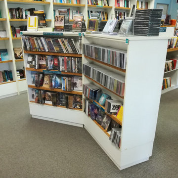 Book retailer shopfitting