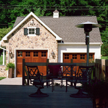 Detached Garage