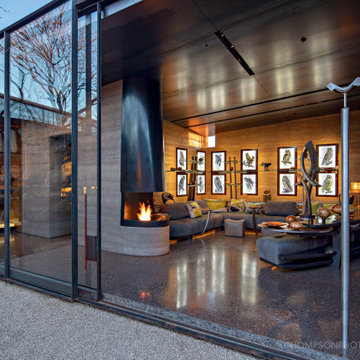 House of Doors / Desert Courtyard