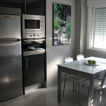 Reforma cocina, formica gris antracita lato brillo