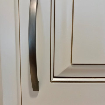Painted Pearl with Umber Glaze MSI Quartz Countertop-New Windsor Remodel