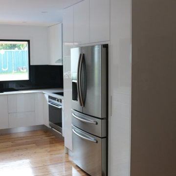 Custom Kitchen Engadine