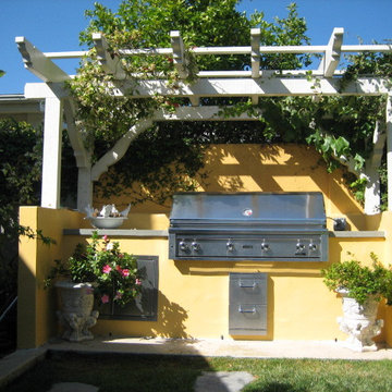 Outdoor Kitchens