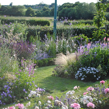 Country Garden, Ninfield