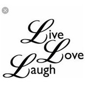 Foto von Live Laugh Love