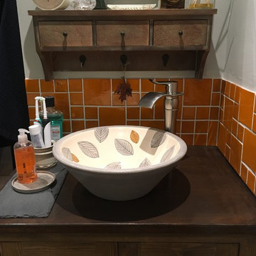 Cozy Cottage Bathroom