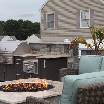 Outdoor Living lifestyle of togetherness