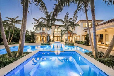Large tropical pool in Miami.
