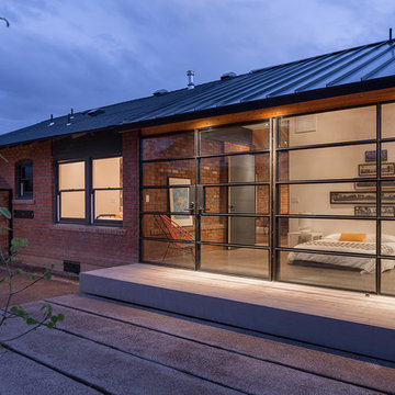 Az Bungalow Modernized