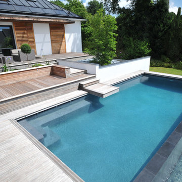 Piscine à débordement