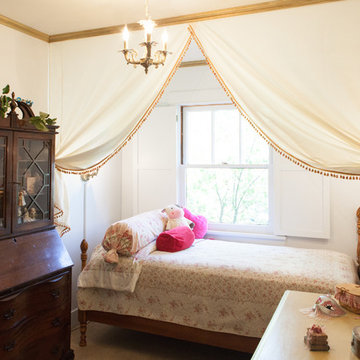 Young girl's bedroom