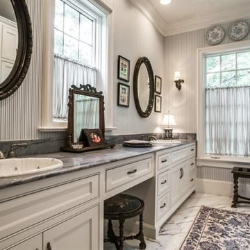 English Cotswold Home in University Park
