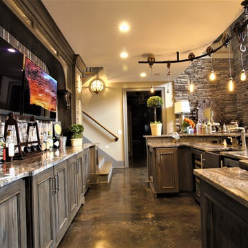 Pub Style Bar in White Plains, Georgia