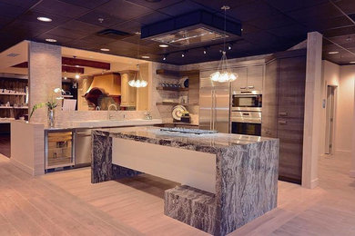 Inspiration for a contemporary kitchen remodel in Salt Lake City