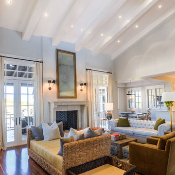 Desert Dwelling for Sports Enthusiasts | Living Room