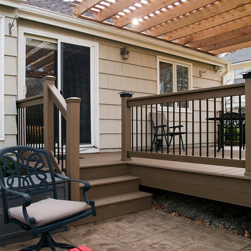 Boothe - Cedar Pergola over composite deck