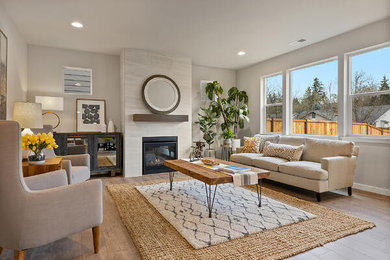 Example of a living room design in Seattle