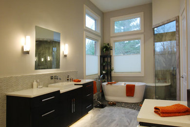 Large trendy master multicolored tile bathroom photo in Cincinnati with gray walls and quartz countertops
