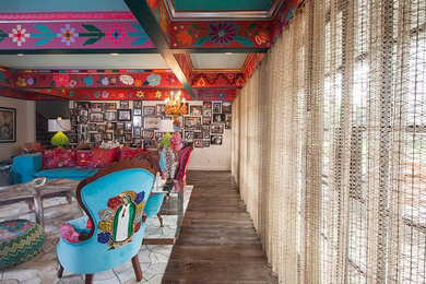 Example of an eclectic living room design in Austin