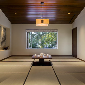 Rolling Hills Residence