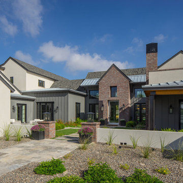 Transitional Farmhouse