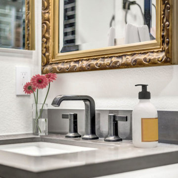 Aliso Viejo Bathroom – Modern Vanity with Matte Black Faucet & Gold-Framed Mirro