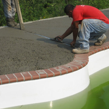 Regular concrete pool deck 0035