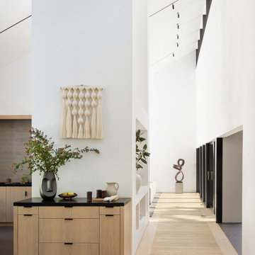Modern Oasis in the Peninsula