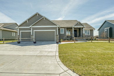 Arts and crafts home design photo in Wichita