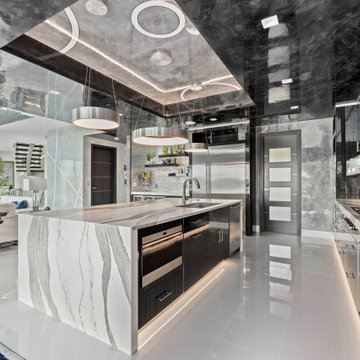 Contemporary Kitchen on Paradise Island