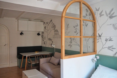 Projet de rénovation complet d'un studio à Biarritz et la création d'une fresque