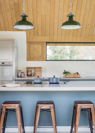 Contemporary Kitchen by Sustainable Kitchens