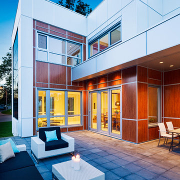 One House Green