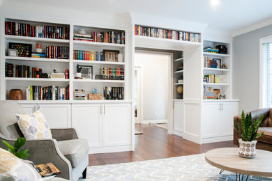 Arts and crafts family room photo in Detroit