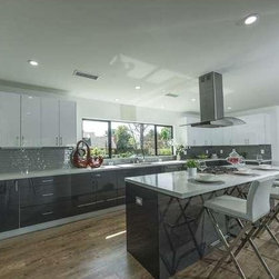 Itasca St, Northridge - Products