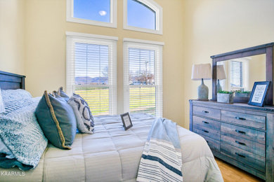Cottage chic bedroom photo in Other