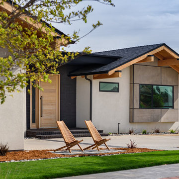 Del Cerro Residence - Front