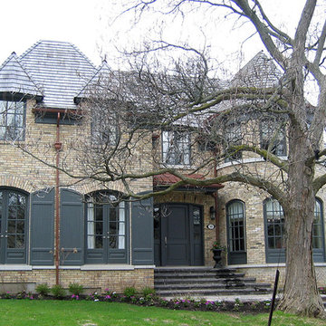 Distinguished Country Manor
