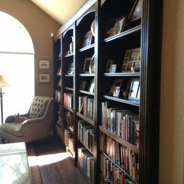 Bookcases & Cabinets
