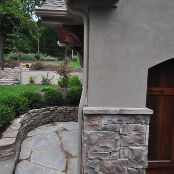 Detached garage