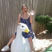Suzi Lewis's photo