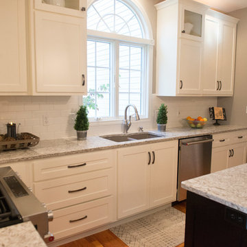 Contemporary Farmhouse in White